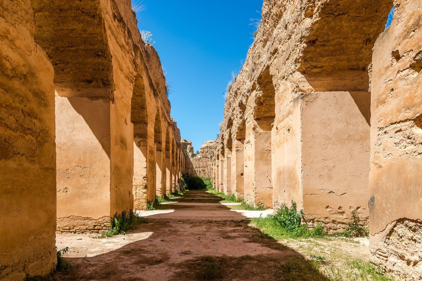 Marrakech : 4-days Tour To Fes Via Essaouira & Chefchaouen