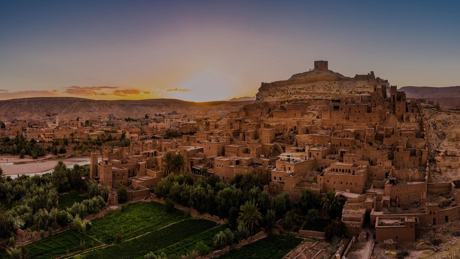 From Marrakech: 6-Day Private Tour Via Chefchaouen & Desert